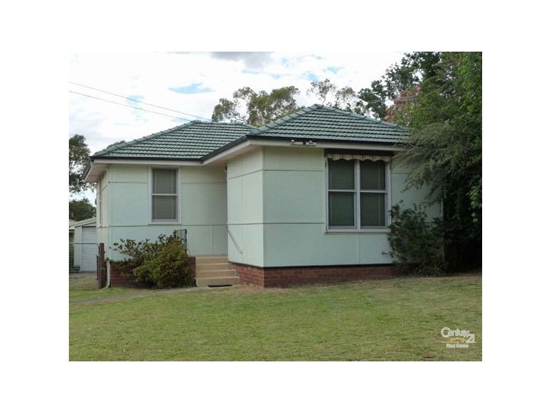 4 MACDONALD AVENUE, Lalor Park NSW 2147