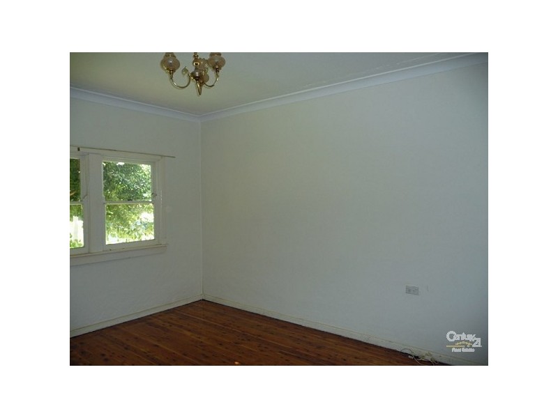 2 KAREELA STREET, Doonside NSW 2767