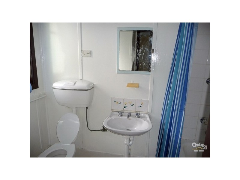 7 TERRY AVENUE, Seven Hills NSW 2147