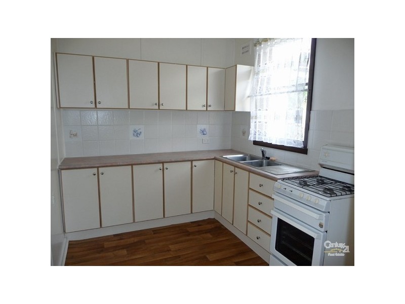 7 TERRY AVENUE, Seven Hills NSW 2147