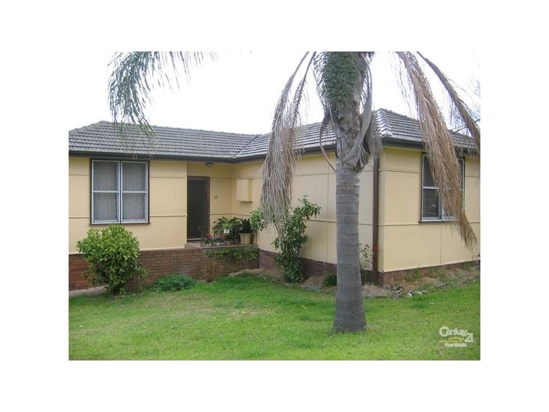 32 DAWN DRIVE, Seven Hills NSW 2147