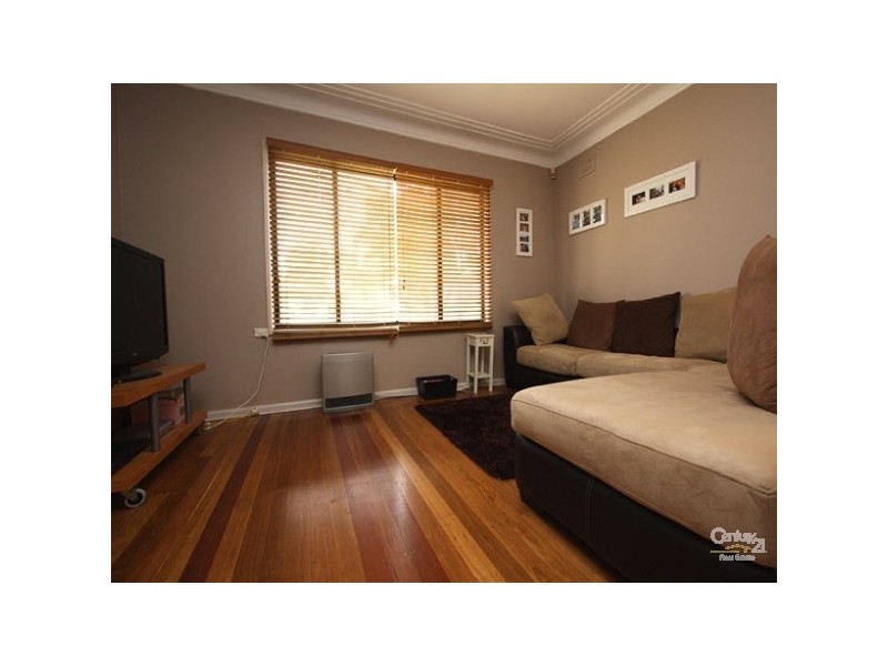 25 FUNDA CRESCENT, Lalor Park NSW 2147