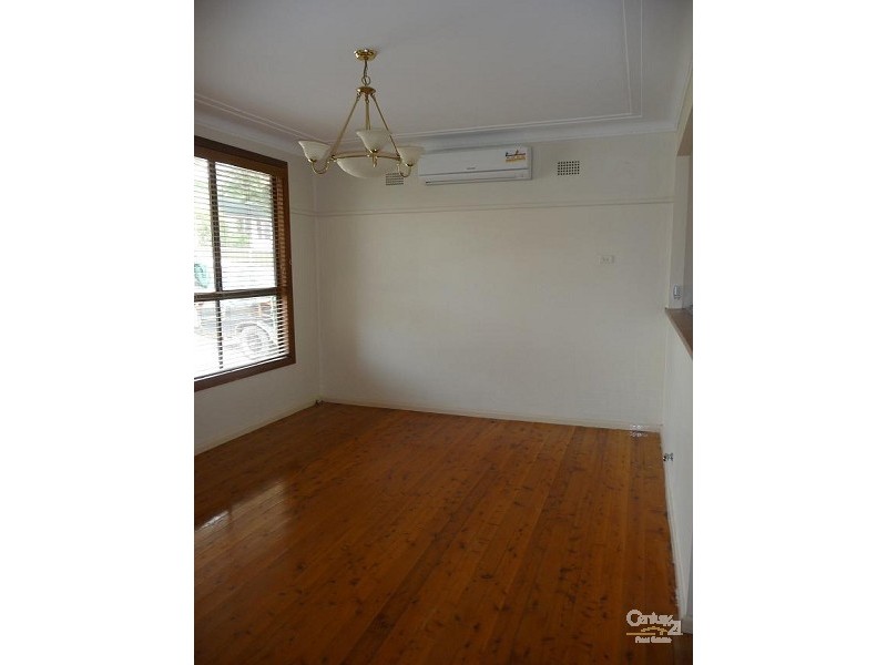 13 Moffat Drive, Lalor Park NSW 2147