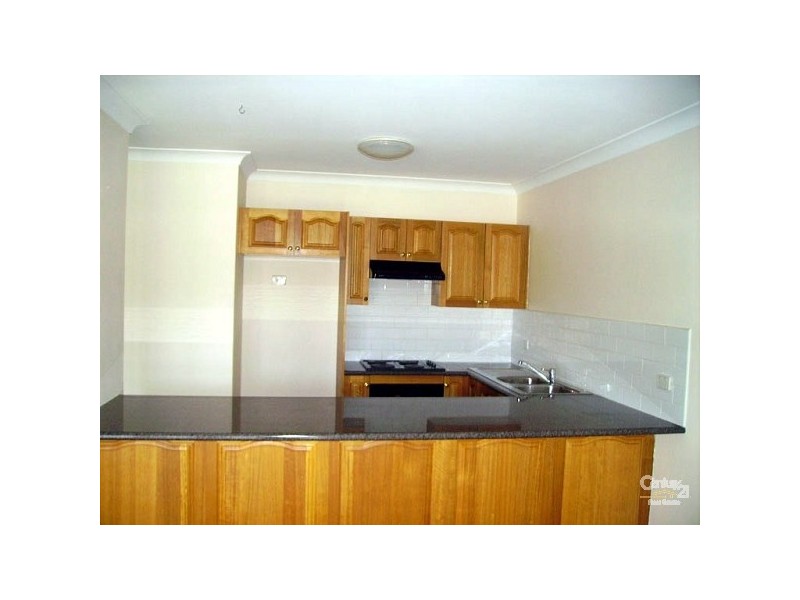 4/38 Cooyong Crescent, Toongabbie NSW 2146