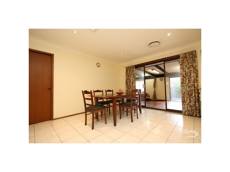 33 Wilkinson Ave, Kings Langley NSW 2147