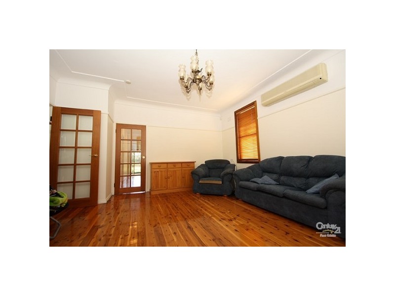 6 Dawn Drive, Seven Hills NSW 2147