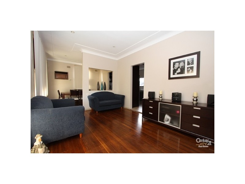 35 Venn Avenue, Lalor Park NSW 2147