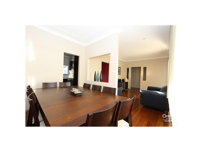 35 Venn Avenue, Lalor Park NSW 2147