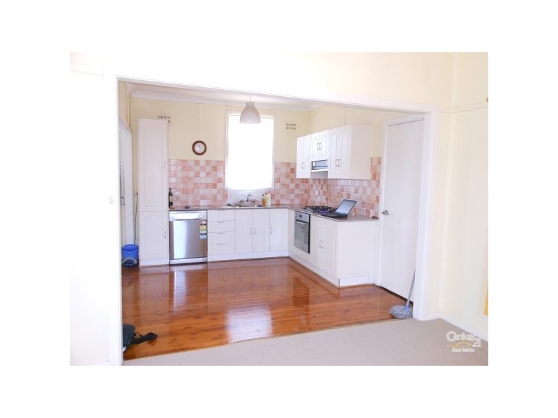 142 Lucas Road, Seven Hills NSW 2147