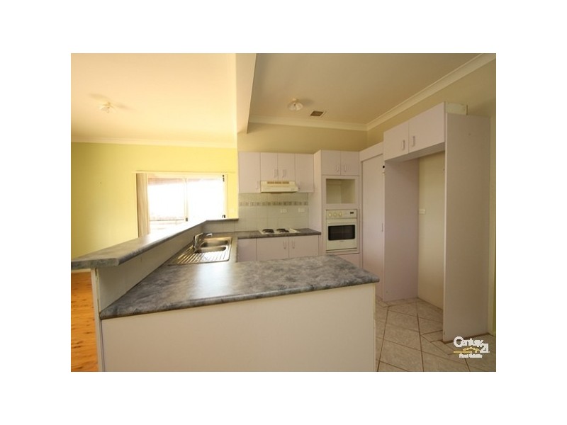 16 Moncrieff Road, Lalor Park NSW 2147