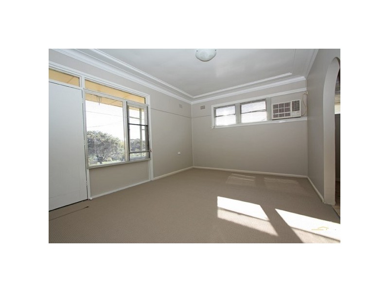 4 Farrar Place, Lalor Park NSW 2147