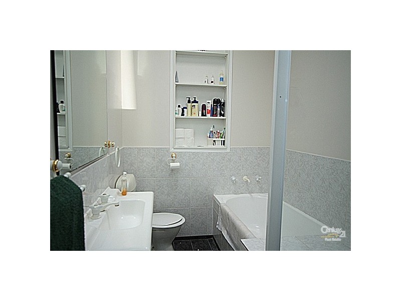 6 Pineleigh Road, Lalor Park NSW 2147