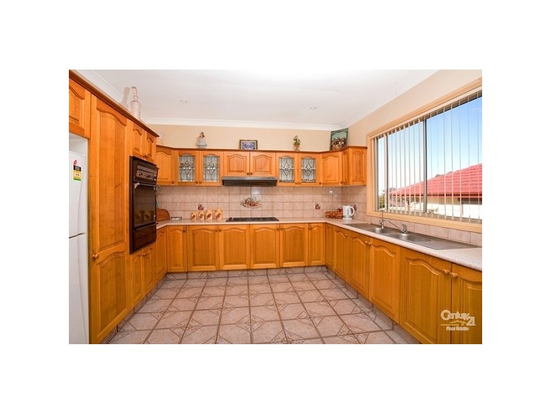 120 Barbara Blvde, Seven Hills NSW 2147