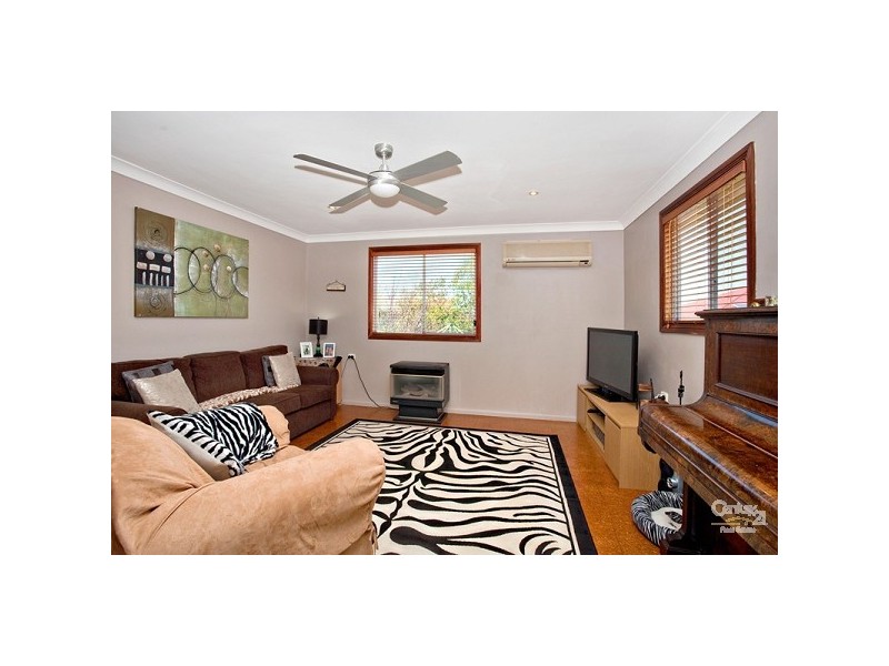 9 Athabaska Avenue, Seven Hills NSW 2147