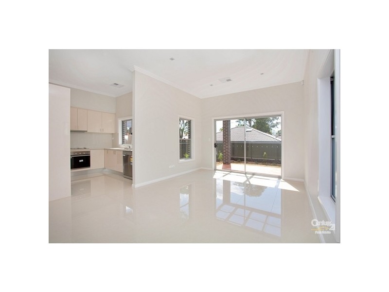 98A Oramzi Road, Girraween NSW 2145