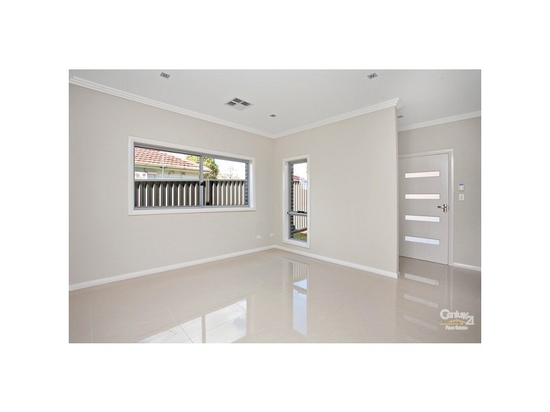 98A Oramzi Road, Girraween NSW 2145