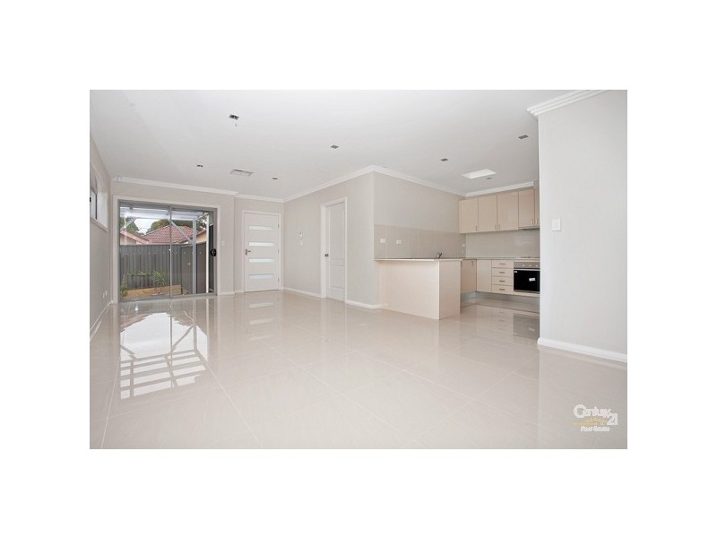 98C Oramzi Road, Girraween NSW 2145