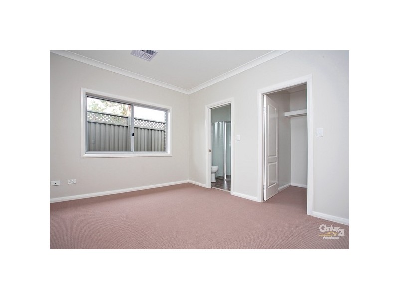 98D Oramzi Road, Girraween NSW 2145