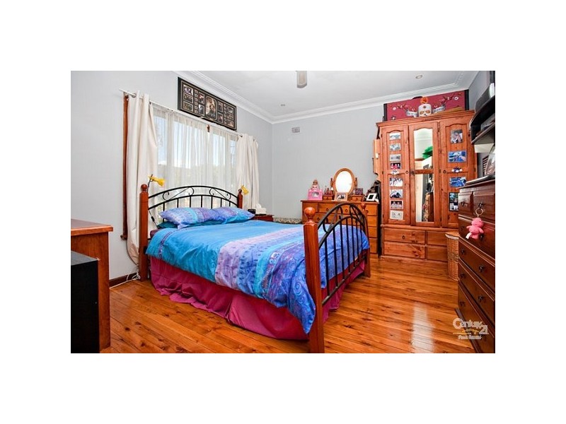 11 Endeavour Street, Seven Hills NSW 2147