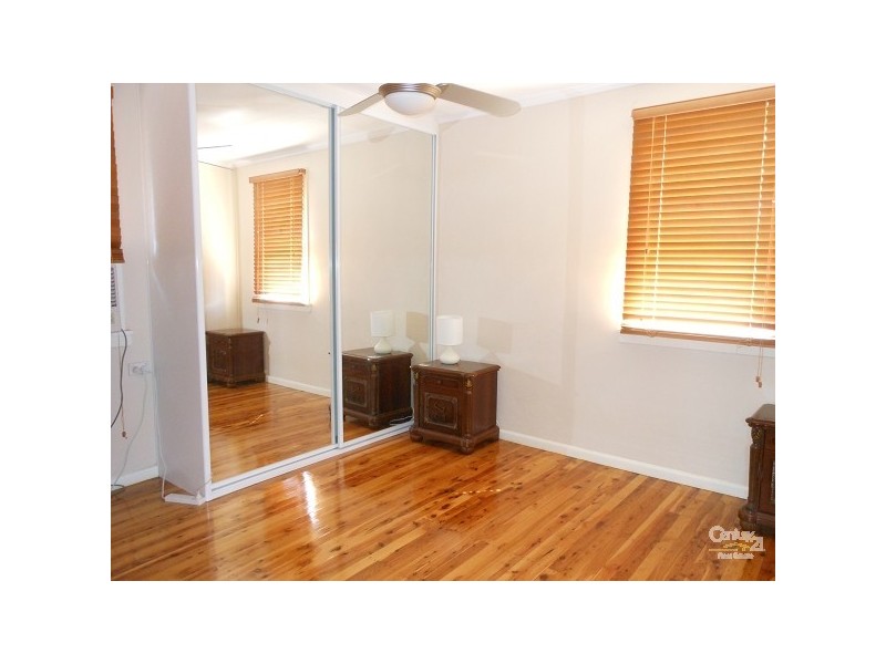 32 Kennedy Parade, Lalor Park NSW 2147