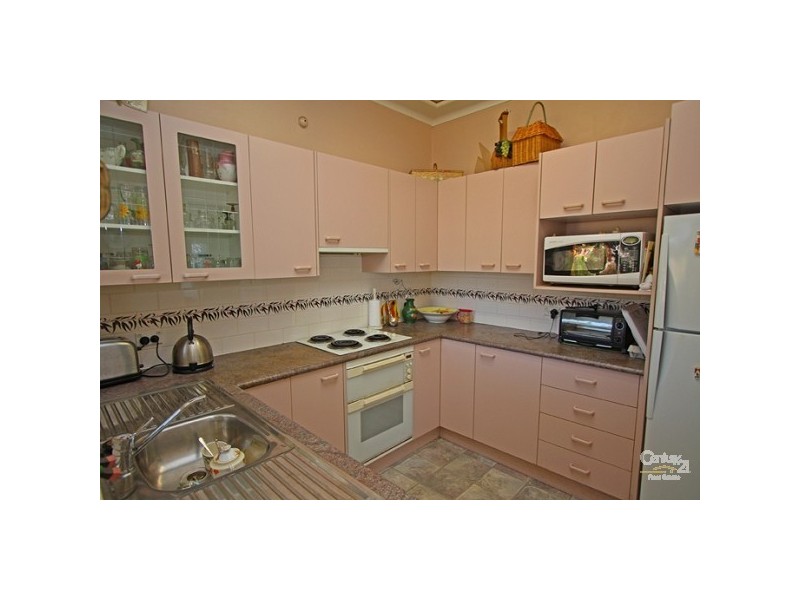 8 Green Street, Blacktown NSW 2148