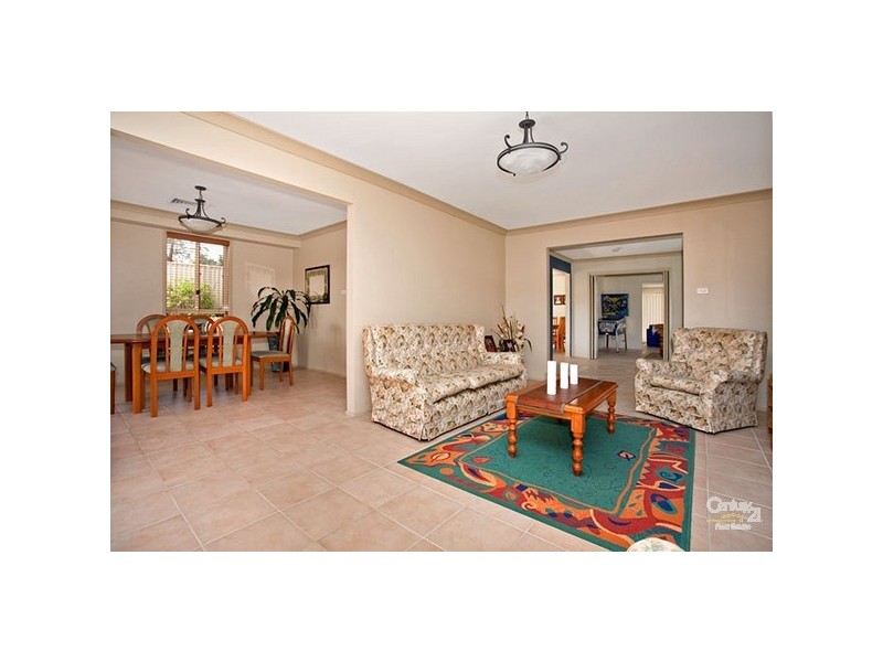 8 Sunville Court, Blacktown NSW 2148