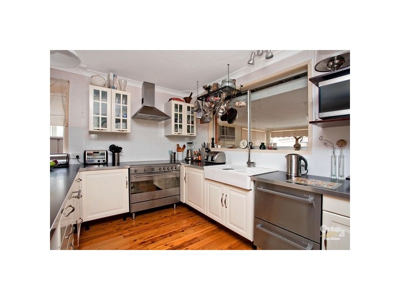 8 Elk Place, Seven Hills NSW 2147