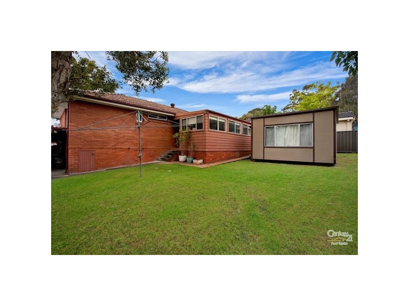 8 Elk Place, Seven Hills NSW 2147