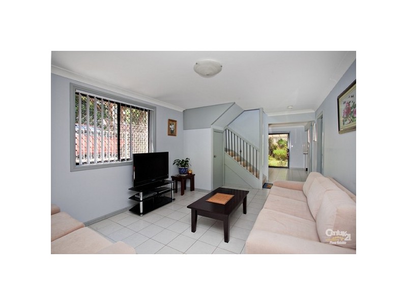 2/71 Pioneer Street, Seven Hills NSW 2147