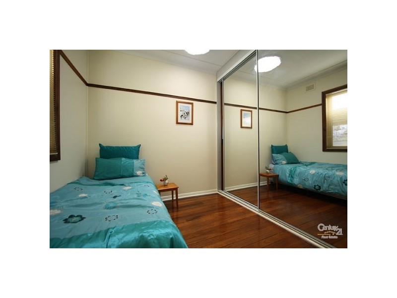 15 Oxley Street, Lalor Park NSW 2147