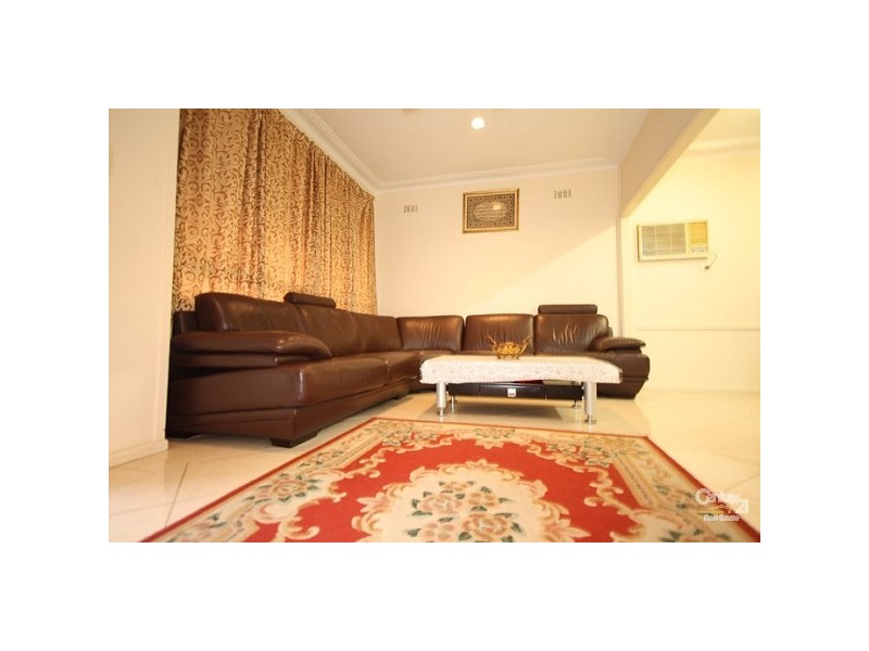 5 Loville Avenue, Seven Hills NSW 2147