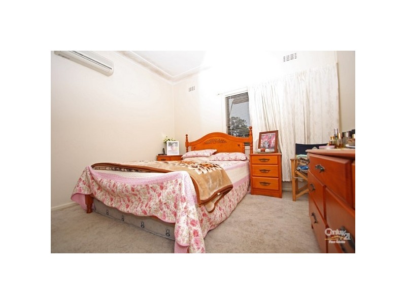 5 Loville Avenue, Seven Hills NSW 2147