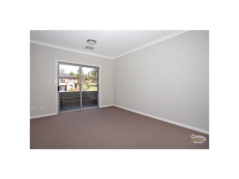 98a Oramzi Road, Girraween NSW 2145