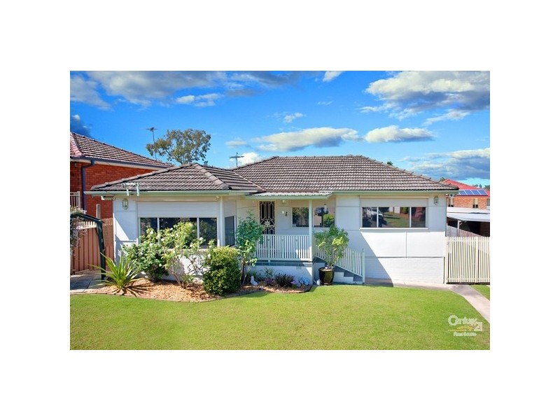 9 Athabaska Avenue, Seven Hills NSW 2147