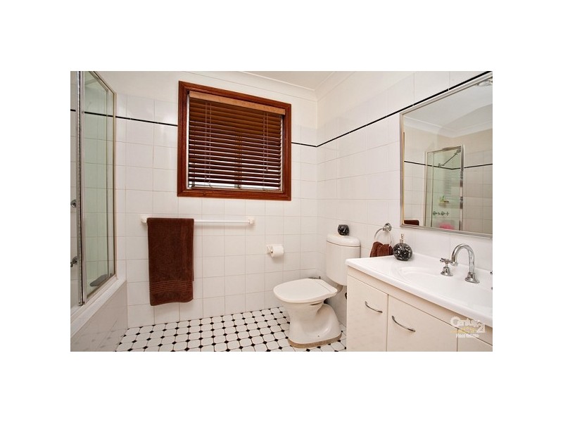 9 Athabaska Avenue, Seven Hills NSW 2147