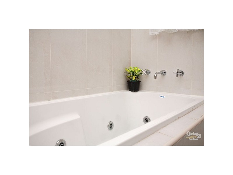 65 Superior Avenue, Seven Hills NSW 2147