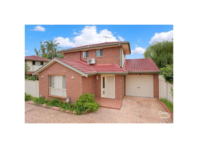 2/13 Fuller Street, Seven Hills NSW 2147