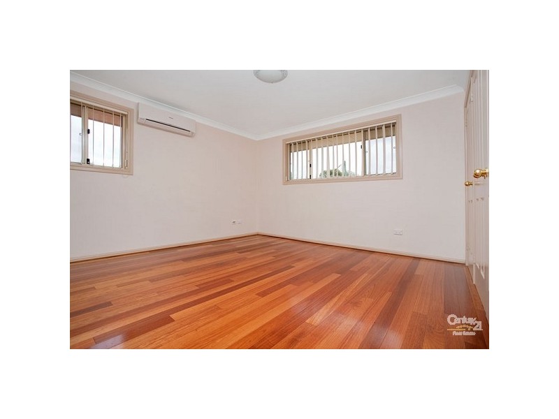 2/13 Fuller Street, Seven Hills NSW 2147