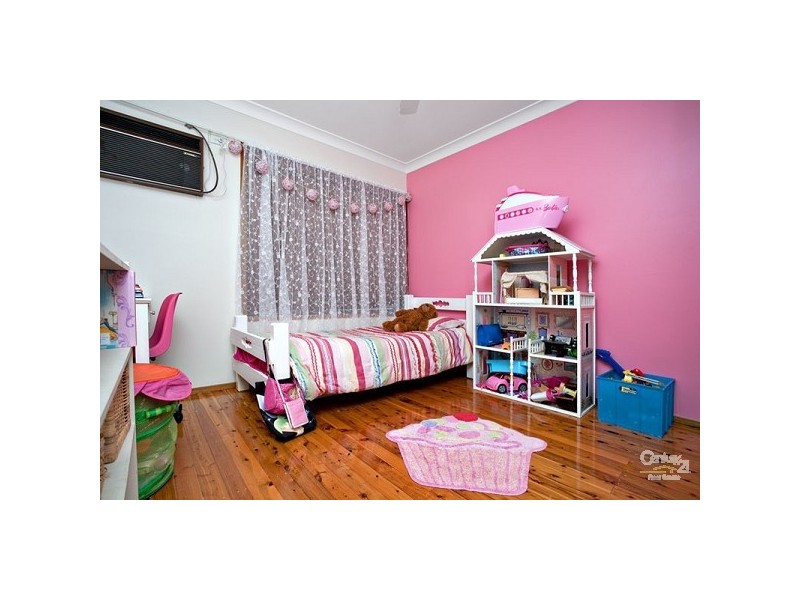 246 Cornelia Road, Toongabbie NSW 2146