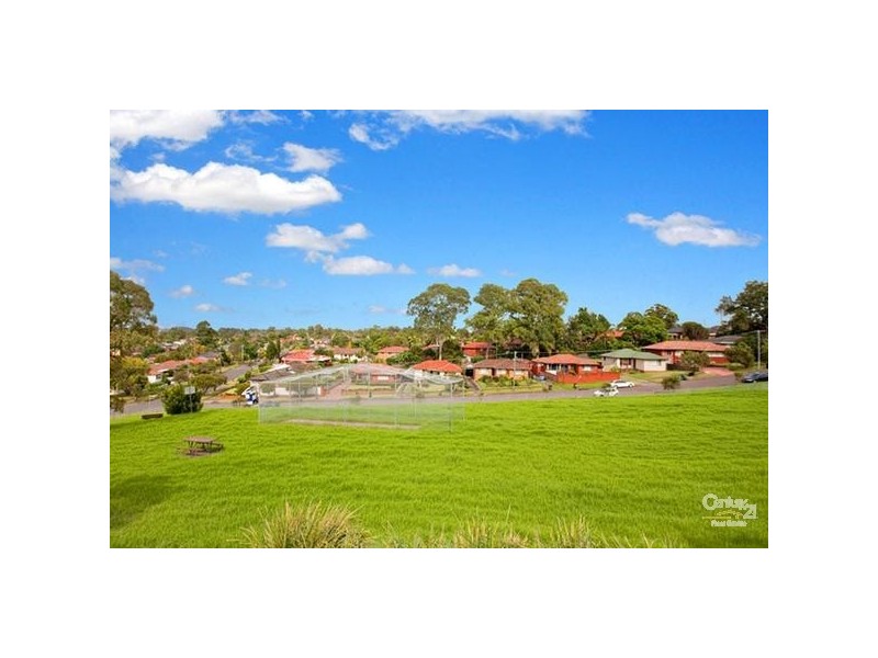 2 Athabaska Avenue, Seven Hills NSW 2147