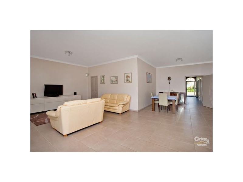 21 Orlando Crescent, Seven Hills NSW 2147