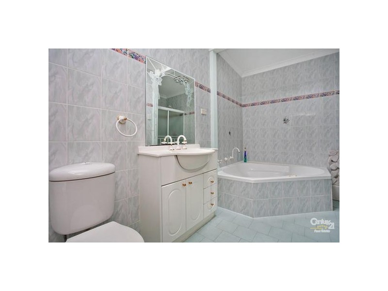 21 Orlando Crescent, Seven Hills NSW 2147