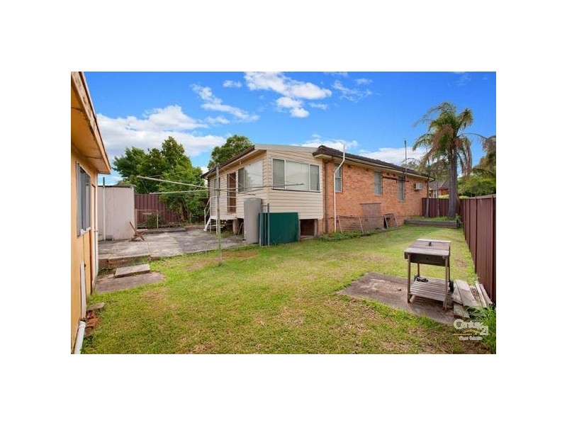 27 Danny Road, Lalor Park NSW 2147