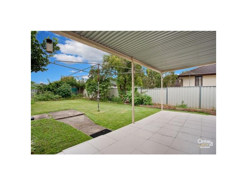 5 Lowry Road, Lalor Park NSW 2147