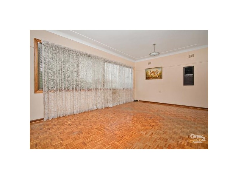 12 Forrest Road, Lalor Park NSW 2147