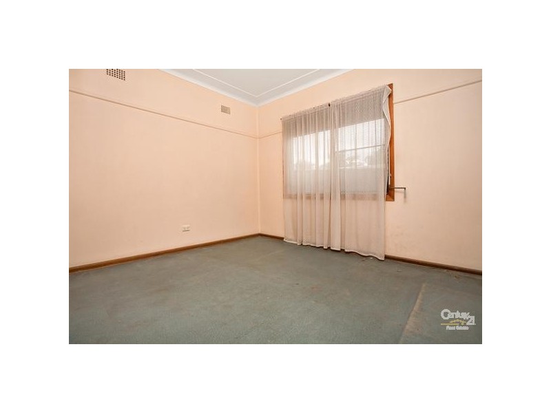 12 Forrest Road, Lalor Park NSW 2147