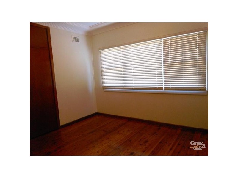 28 Orana Ave, Seven Hills NSW 2147