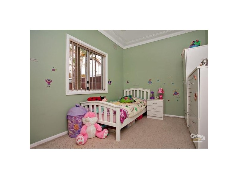 16 Orlando Crescent, Seven Hills NSW 2147