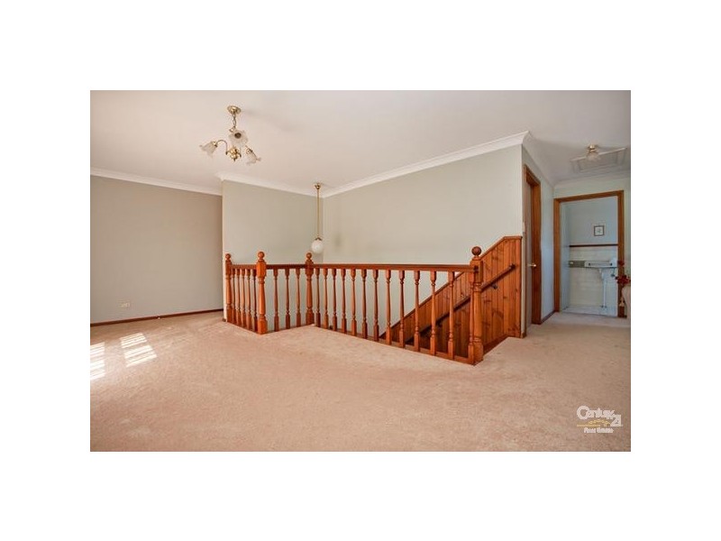 8 Valeria Street, Toongabbie NSW 2146