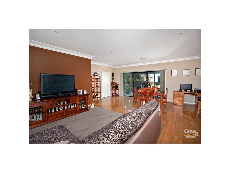 2 Cacia Avenue, Seven Hills NSW 2147